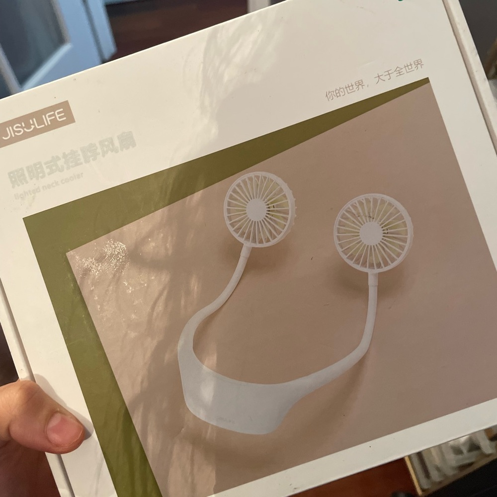Neck fan